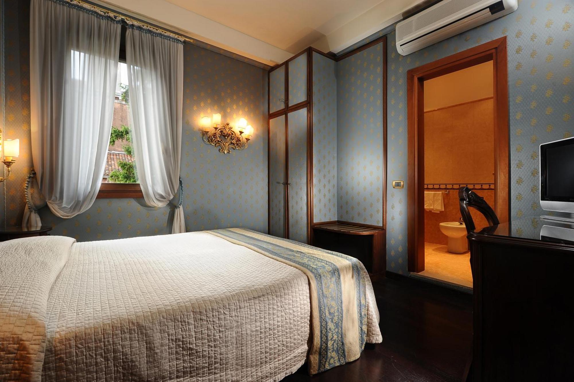 Hotel Abbazia Venezia